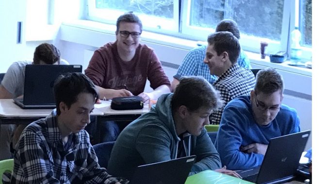 FOS bei der Arbeit